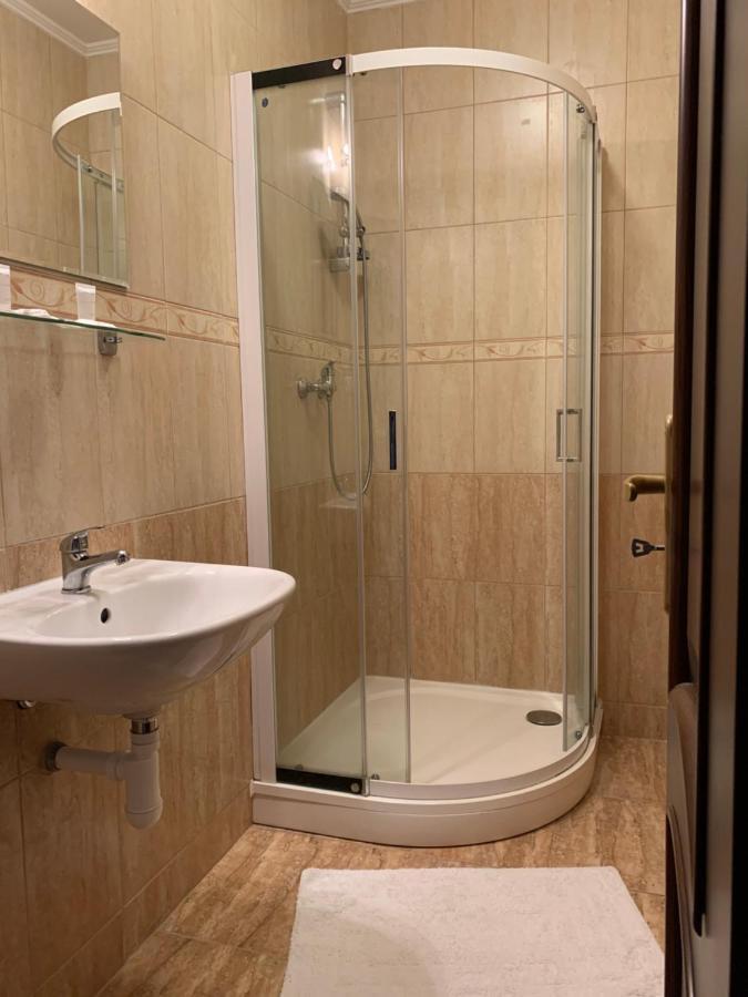 Hotel Tatra Malacky Eksteriør billede